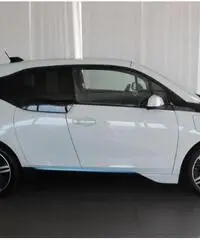 BMW i3 (Range Extender) BMW i3 (Range Extender)