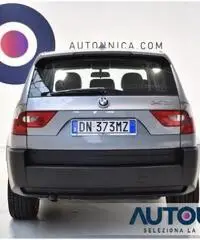 BMW X3 2.0D ATTIVA 4X4 PELLE NERA CERCHI 18' CRUISE BMW X3 2.0D ATTIVA 4X4 PELLE NERA CERCHI 18' CRUISE