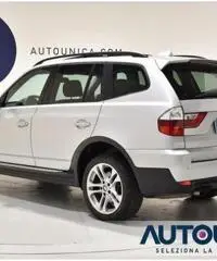 BMW X3 2.0D FUTURA 4X4 NAVI TETTO CERCHI 18' SENS XENON BMW X3 2.0D FUTURA 4X4 NAVI TETTO CERCHI 18' SENS XENON