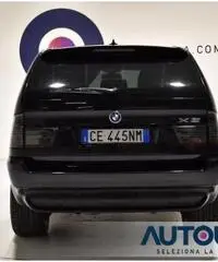 BMW X5 3.0D 4X4 AUT PELLE NAVI SENS XENON SOLO 141.000 KM BMW X5 3.0D 4X4 AUT PELLE NAVI SENS XENON SOLO 141.000 KM