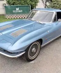 CHEVROLET CORVETTE STING RAY SPLIT WINDOW CHEVROLET CORVETTE STING RAY SPLIT WINDOW