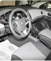 CHEVROLET Cruze 2.0 Diesel 150CV LT GARANZIA 12 MESI. CHEVROLET Cruze 2.0 Diesel 150CV LT GARANZIA 12 MESI.
