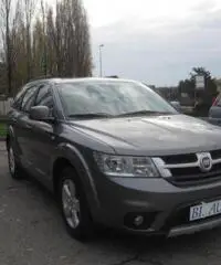 FIAT Freemont 2.0 Multijet 140 CV Urban FIAT Freemont 2.0 Multijet 140 CV Urban