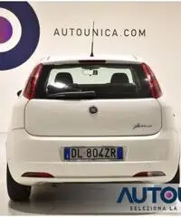 FIAT Grande Punto 1.3 MJT 5 PORTE DYNAMIC NEOPATENTATI CRUISE CERCHI FIAT Grande Punto 1.3 MJT 5 PORTE DYNAMIC NEOPATENTATI CRUISE CERCHI