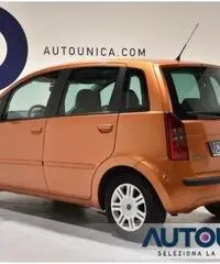 FIAT Idea 1.4 16V EMOTION CERCHI 15' SENSORI CLIMA BI-ZONA FIAT Idea 1.4 16V EMOTION CERCHI 15' SENSORI CLIMA BI-ZONA