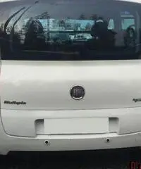 FIAT Multipla 1.6 16V Nat.Pow.4pti Act.Van N1 FIAT Multipla 1.6 16V Nat.Pow.4pti Act.Van N1