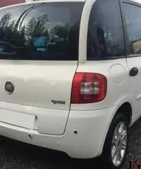 FIAT Multipla 1.6 16V Nat.Pow.4pti Act.Van N1 FIAT Multipla 1.6 16V Nat.Pow.4pti Act.Van N1