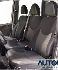FIAT Multipla 1.6 NATURAL POWER DYNAMIC 6 POSTI SENS CERCHI FIAT Multipla 1.6 NATURAL POWER DYNAMIC 6 POSTI SENS CERCHI
