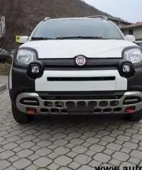 FIAT Panda Cross 1.3 MJT 95 CV S&S 4x4 EURO 6 01 FIAT Panda Cross 1.3 MJT 95 CV S&S 4x4 EURO 6 01