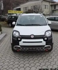 FIAT Panda Cross 1.3 MJT 95 CV S&S 4x4 EURO 6 01 FIAT Panda Cross 1.3 MJT 95 CV S&S 4x4 EURO 6 01
