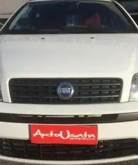 FIAT Punto 1.3 MJT Van 4 Posti Clima Servo Euro 4 FIAT Punto 1.3 MJT Van 4 Posti Clima Servo Euro 4