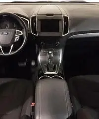 FORD S-Max 2.0 TDCi 150CV S&S Powershift 7pi Titanium Bus