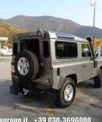 LAND ROVER Defender 90 2.2 TD4 Station Wagon N1