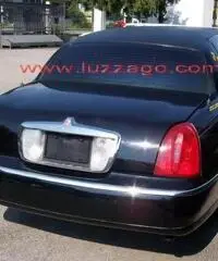 Lincoln - Limousine Executive