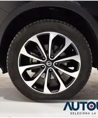 NISSAN Qashqai 1.6 DCI DPF 360° PELLE NAVI TETTO CERCHI 18' CRUIS