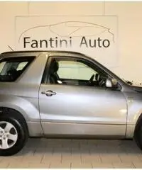 SUZUKI Grand Vitara 1.9 DDiS 4WD GARANZIA 12 M. SUZUKI Grand Vitara 1.9 DDiS 4WD GARANZIA 12 M.