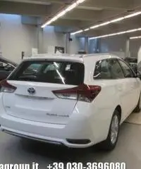 TOYOTA Auris Touring Sports 1.8 Hybrid Active TSS MY16