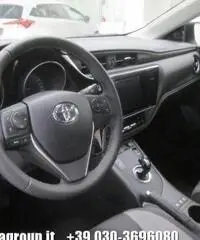 TOYOTA Auris Touring Sports 1.8 Hybrid Active TSS MY16