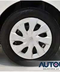 TOYOTA Verso-S 1.3 MT ACTIVE AUT SENS TELECAM SOLO 33.000 KM TOYOTA Verso-S 1.3 MT ACTIVE AUT SENS TELECAM SOLO 33.000 KM