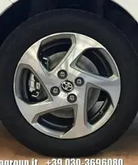 TOYOTA Yaris 1.5 Hybrid 5 porte Active