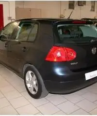 VOLKSWAGEN Golf 1.9 TDI DSG GARANZIA 24 MESI.