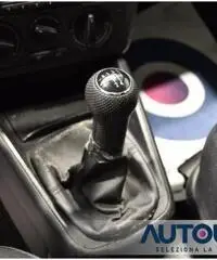 VOLKSWAGEN Golf 1.9 TDI 5 PORTE TIME CERCHI 16' CLIMA RADIO