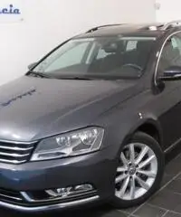 Volkswagen Passat Variant 2.0 TDI DSG High. Bm.tech.-TETTO-NAVIGATORE-FULL