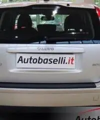 VOLVO V50 2.0 D MOMENTUM