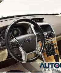 VOLVO XC60 D5 AWD GEARTRONIC SUMMUM 4X4 AUT PELLE CERCHI 18'