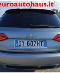 AUDI A4 Avant 2.7 V6 TDI  mult. Advanced (Navi,DVD,Pelle)