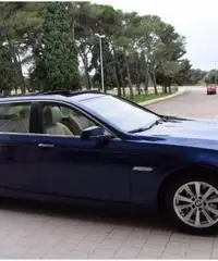 BMW 525 d xDrive Touring Futura C.AUTOMATICO NAVI TETTO BMW 525 d xDrive Touring Futura C.AUTOMATICO NAVI TETTO