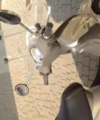 Liberty 125 4T - 2011