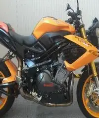 BENELLI TNT 898S -  www.actionbike.it BENELLI TNT 898S -  www.actionbike.it