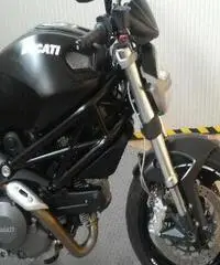 DUCATI Monster 696 www.actionbike.it - export price