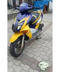 HONDA X8r Scooter cc 50 HONDA X8r Scooter cc 50