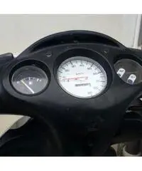 HONDA X8r Scooter cc 50 HONDA X8r Scooter cc 50
