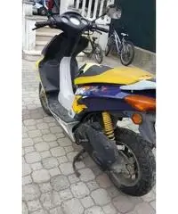 HONDA X8r Scooter cc 50 HONDA X8r Scooter cc 50