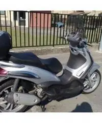 PIAGGIO Beverly tipo veicolo Scooter cc 250 PIAGGIO Beverly tipo veicolo Scooter cc 250