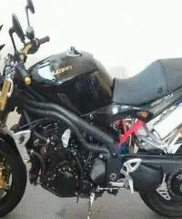 TRIUMPH Speed Triple 1050 Export price www.actionbike.it TRIUMPH Speed Triple 1050 Export price www.actionbike.it