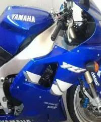 YAMAHA YZF R1 Export price www.actionbike.it YAMAHA YZF R1 Export price www.actionbike.it
