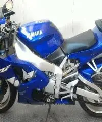 YAMAHA YZF R1 Export price www.actionbike.it YAMAHA YZF R1 Export price www.actionbike.it