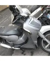 Aprilia Scarabeo 125 Light -  Euro 1150 Aprilia Scarabeo 125 Light -  Euro 1150