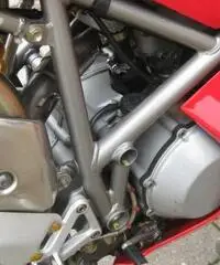 ducati 748 2001