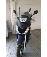 Honda SH 150 I - Km. 24500, Euro 1850 Honda SH 150 I - Km. 24500, Euro 1850
