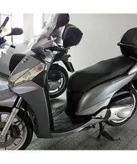 Honda SH 300 I - Km. 16800, Euro 3400