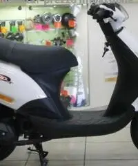 PIAGGIO Zip 50 nuovo a km zero 2 T 50 CC IN PRONTA CONSEGNA
