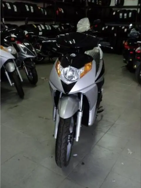 Vendo Scooter Nuovo Vendo Scooter Nuovo