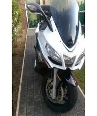 Aprilia Srv 850 2012 perfetto Aprilia Srv 850 2012 perfetto