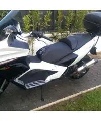 Aprilia Srv 850 2012 perfetto Aprilia Srv 850 2012 perfetto