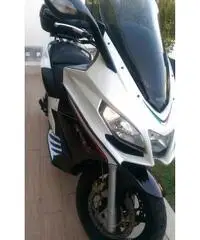 Aprilia Srv 850 2012 perfetto Aprilia Srv 850 2012 perfetto